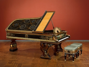 زیباترین-و-لاکچری-ترین-پیانو-جهان